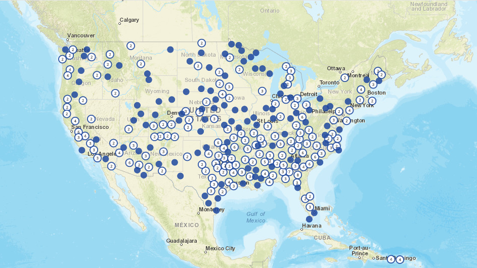 Map of the United States with airports in Opportunity Zones